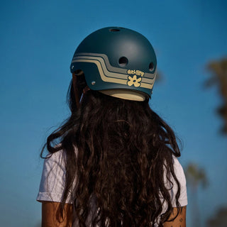 TRIPLE 8 DEEP COVER HELMET GRLSWRL SIGNATURE EDITION RETRO BLUE-GRAY