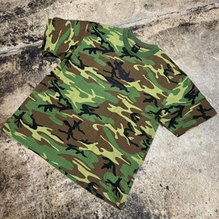 APRIL MAN DOWN TEE (CAMO)