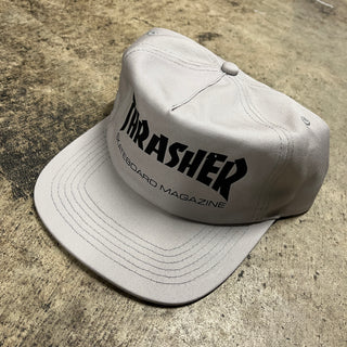 THRASHER SKATE MAG SNAPBACK HAT (GREY/BLACK)