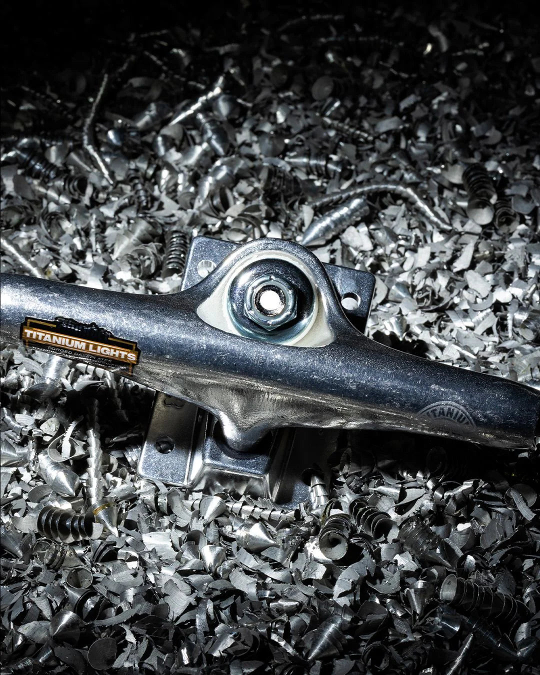 THUNDER TITANIUM LIGHT 3 POLISH TRUCKS – 3rd Lair THUNDER TITANIUM LIGHT 3 POLISH TRUCKS – 3rd Lair