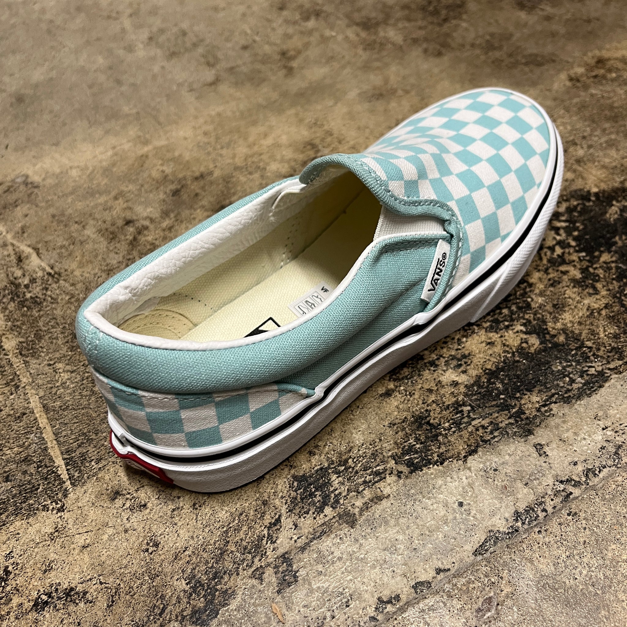 VANS YOUTH SLIP ON (CANAL BLUE) – 3rd Lair
